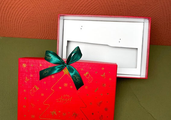 Inspirasi Box Hampers Natal Elegan untuk Kado Akhir Tahun